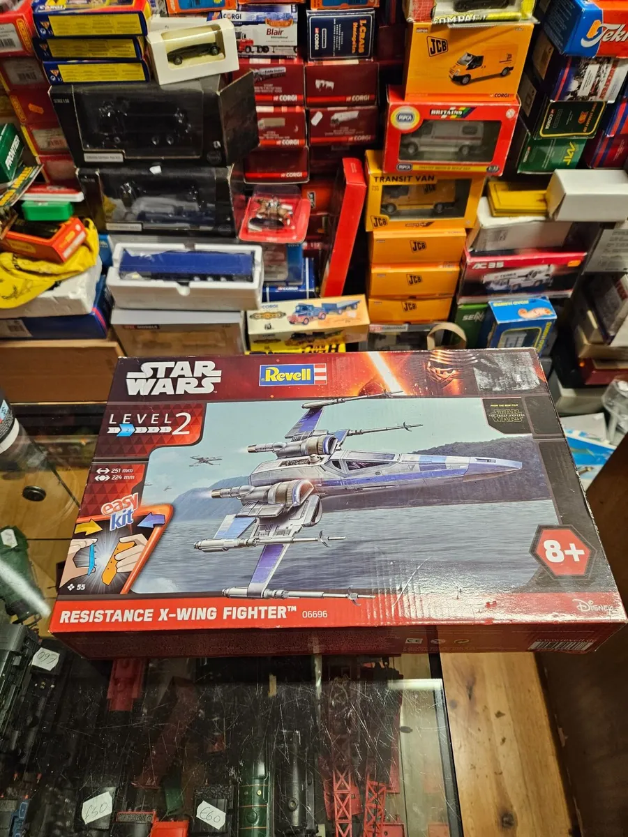 Star Wars Revell X Wing Model Kit - Image 1