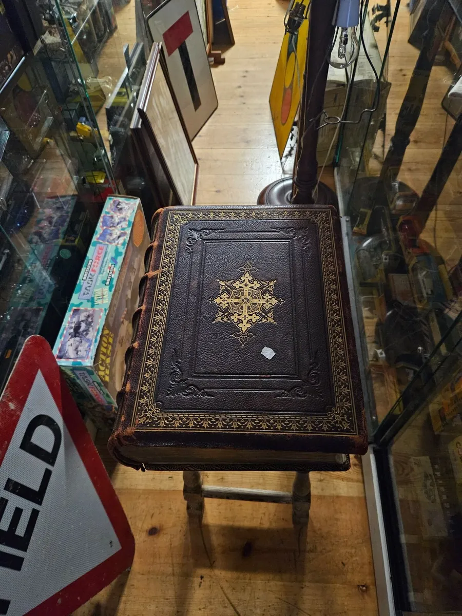 Vintage Antique Jamieson Family Bible - Image 1