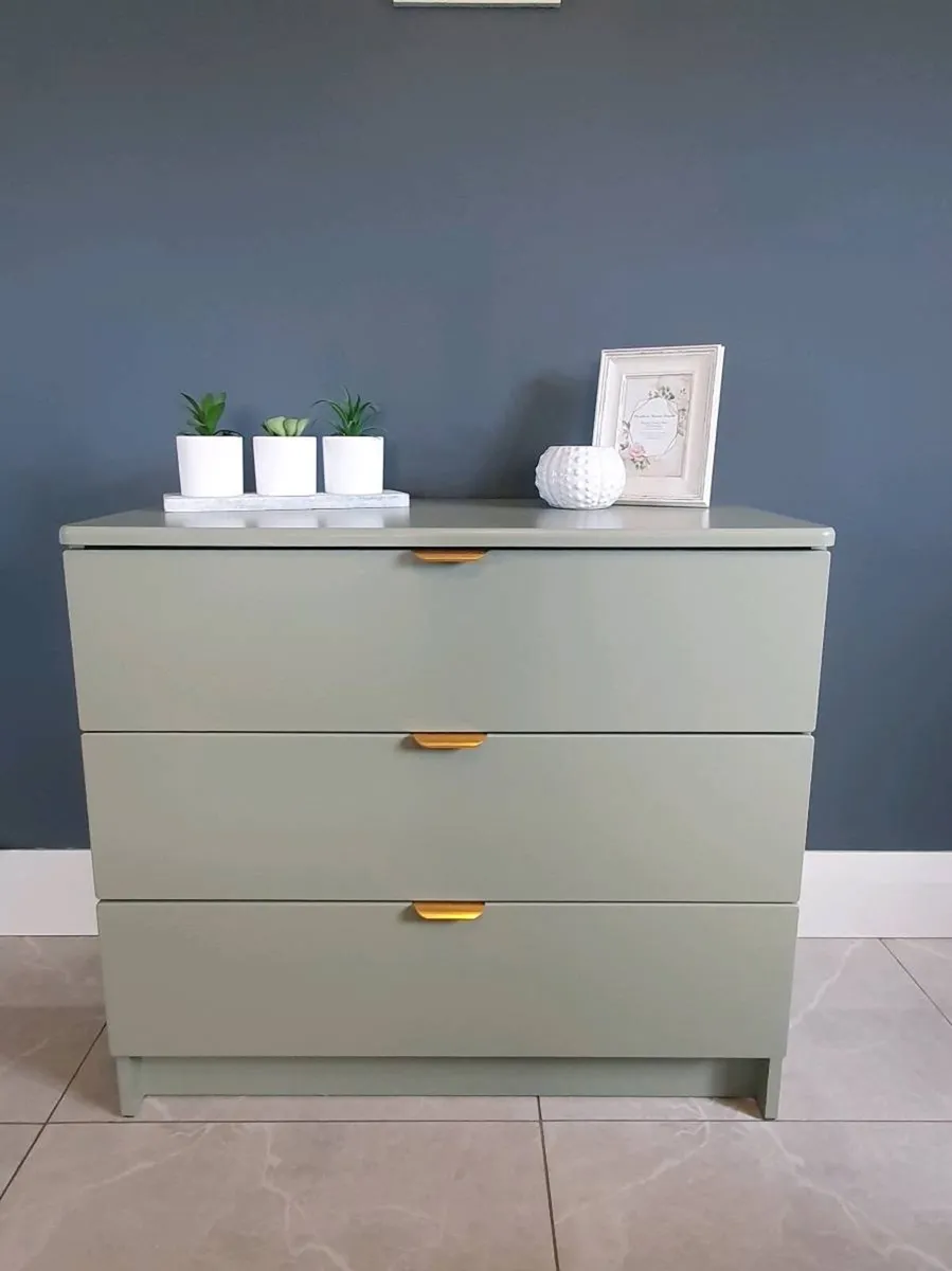 Chest of Drawers - Image 1