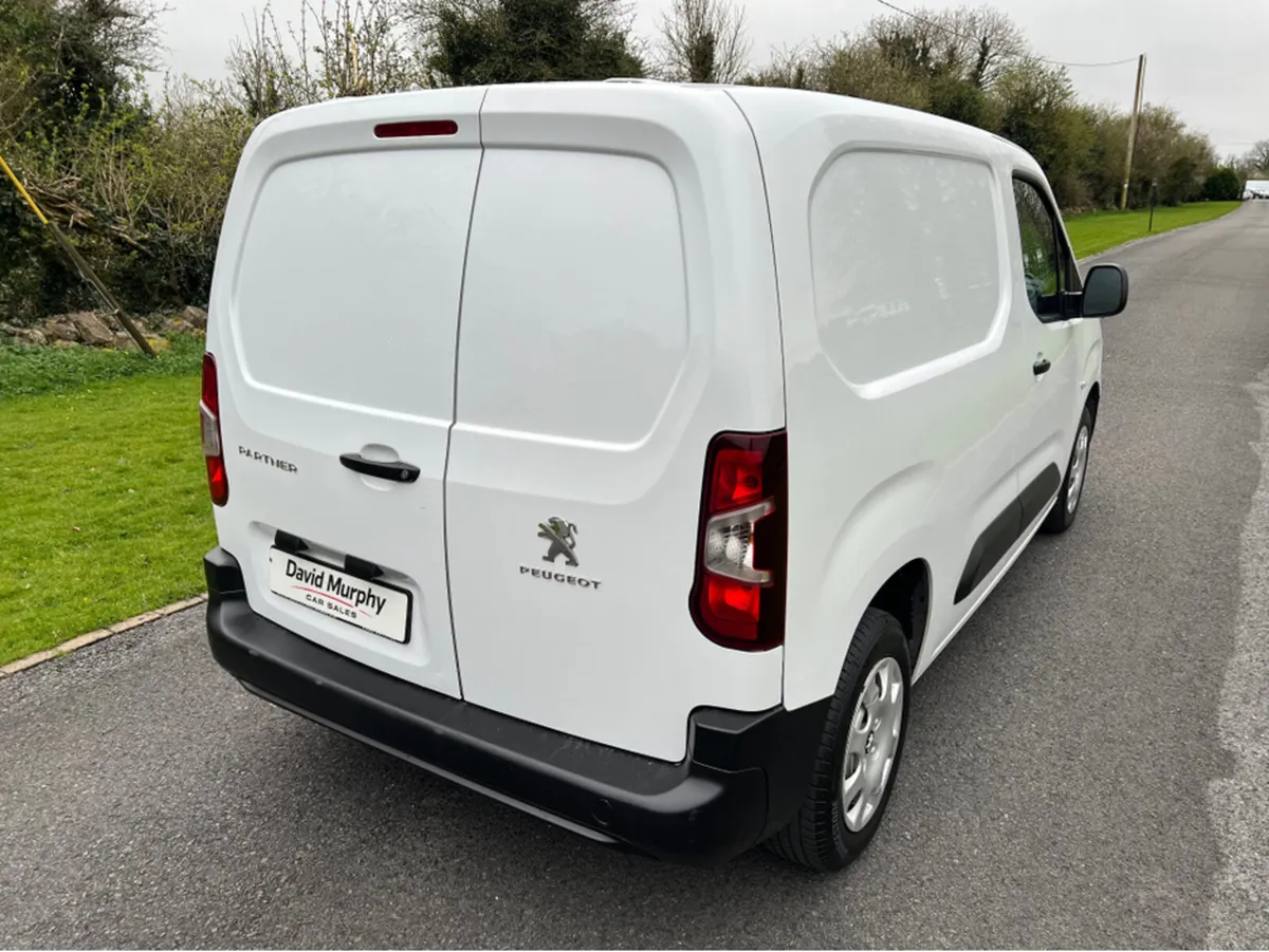 Peugeot Partner ACTIVE PLUS 1.5 BLUE HD HDI 100 6. - Image 4