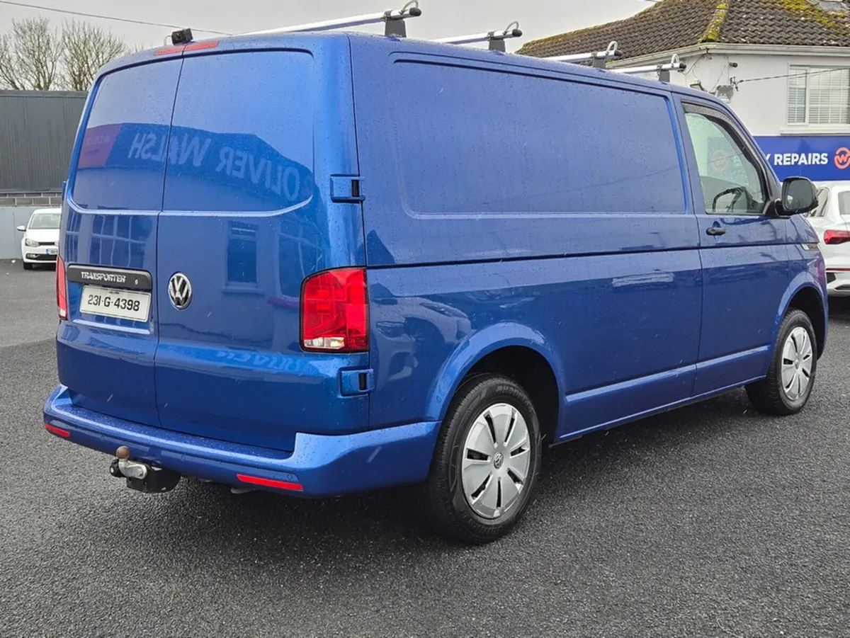 Volkswagen Transporter T28 S-LINE TDI BLUEMOTION - Image 2