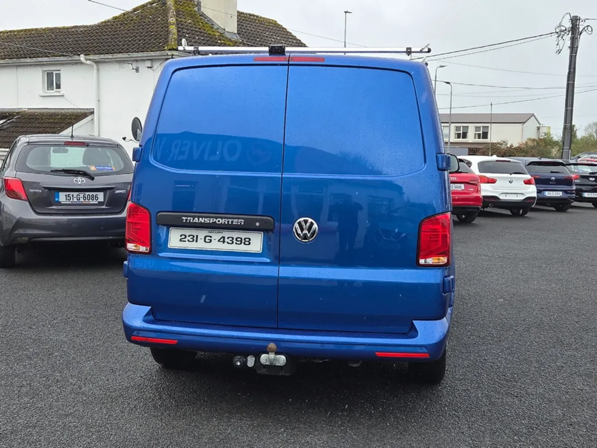 Volkswagen Transporter T28 S-LINE TDI BLUEMOTION - Image 3