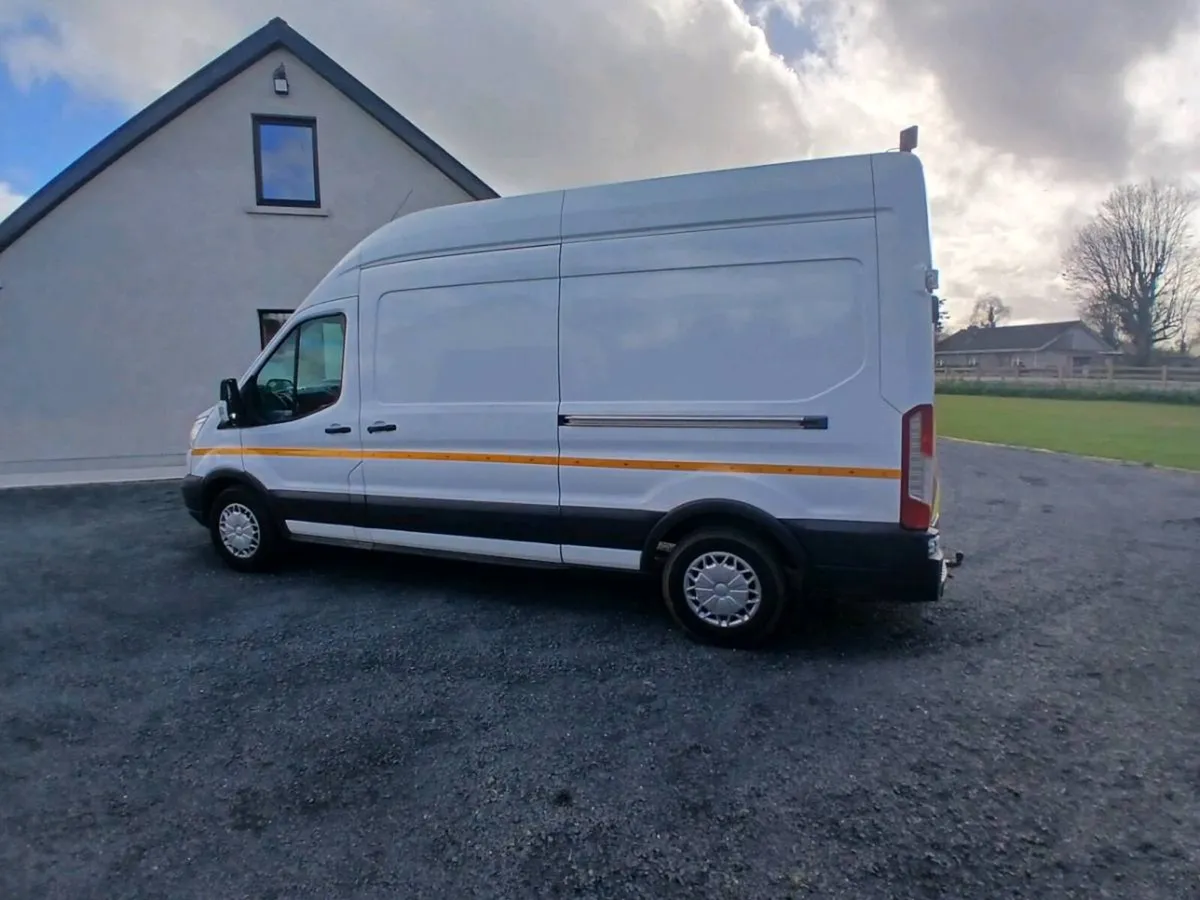 Ford transit 2.2 diesel RWD - Image 3