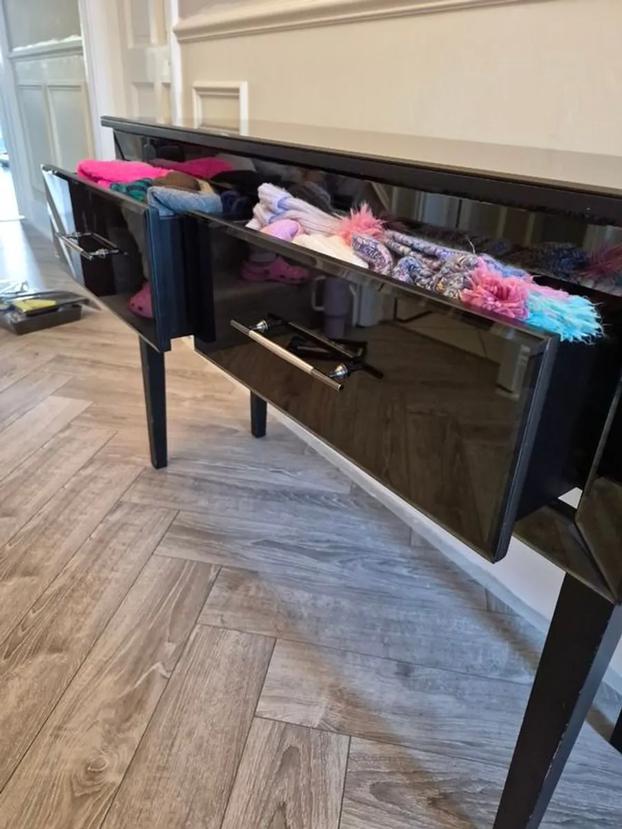 Glass Hall table - Image 4