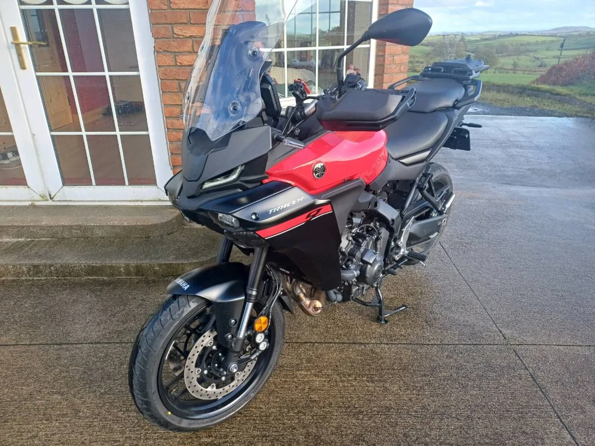 Tracer 9 2026 model - Image 2