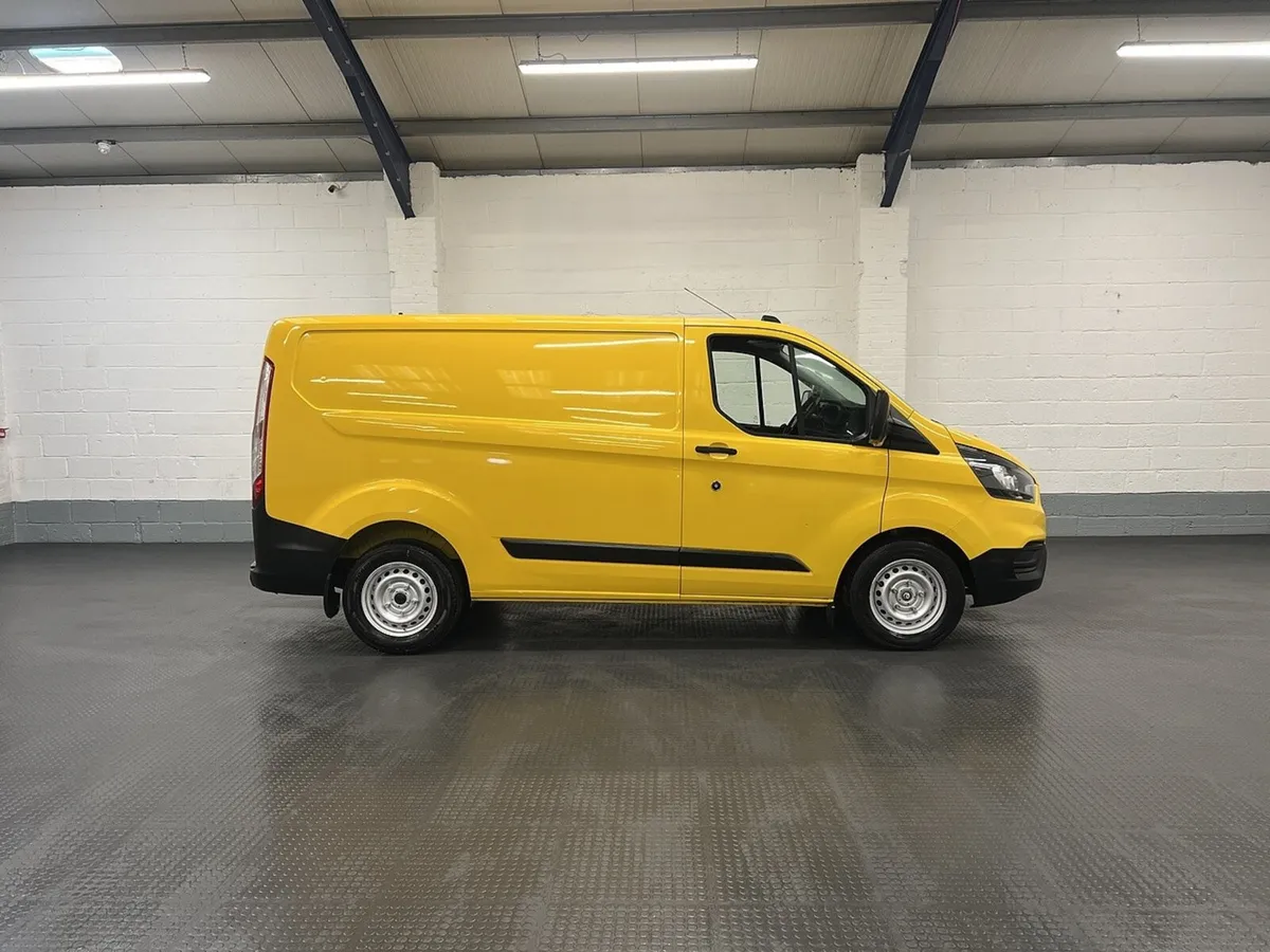 2022 Ford Transit Custom Panel Van - Image 1