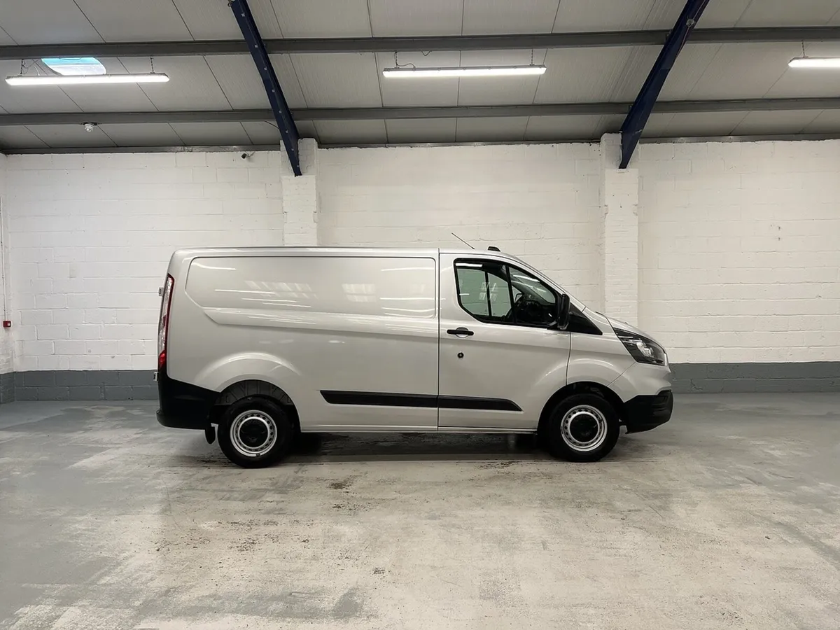 2022 Ford Transit Custom Panel Van - Image 1