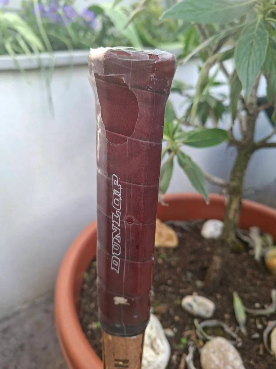 Stunning pair of Vintage 1950's Dunlop Rackets - Image 3