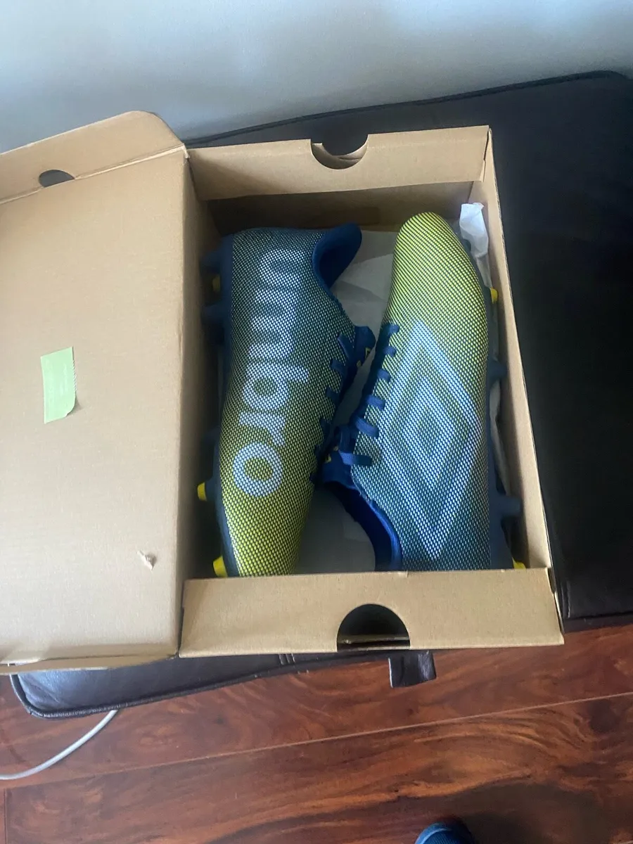 Football Boots - Image 1