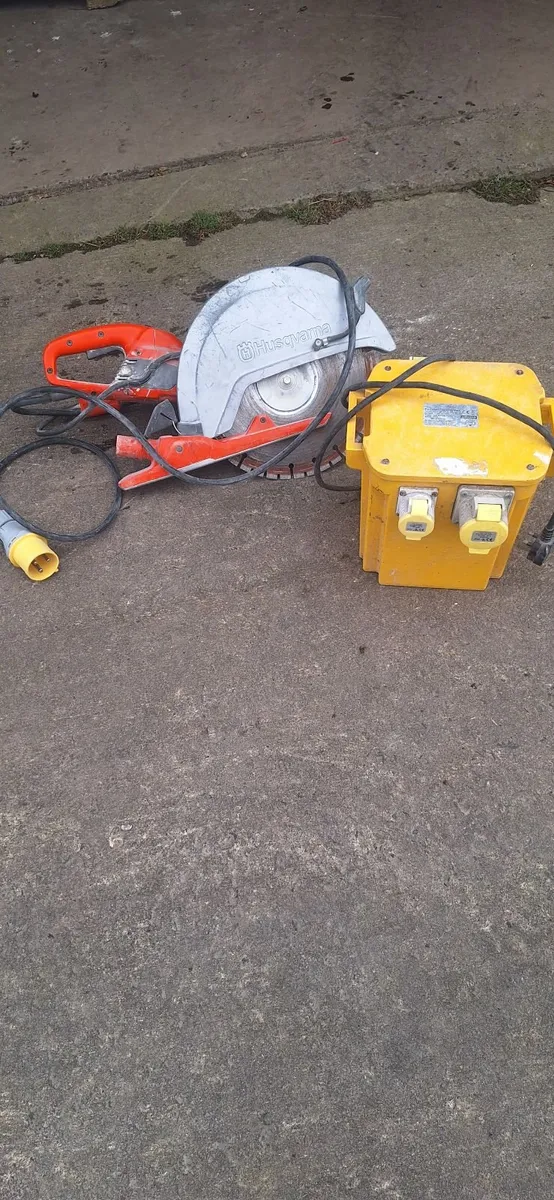 Wall chasing saw with transformer - Image 2