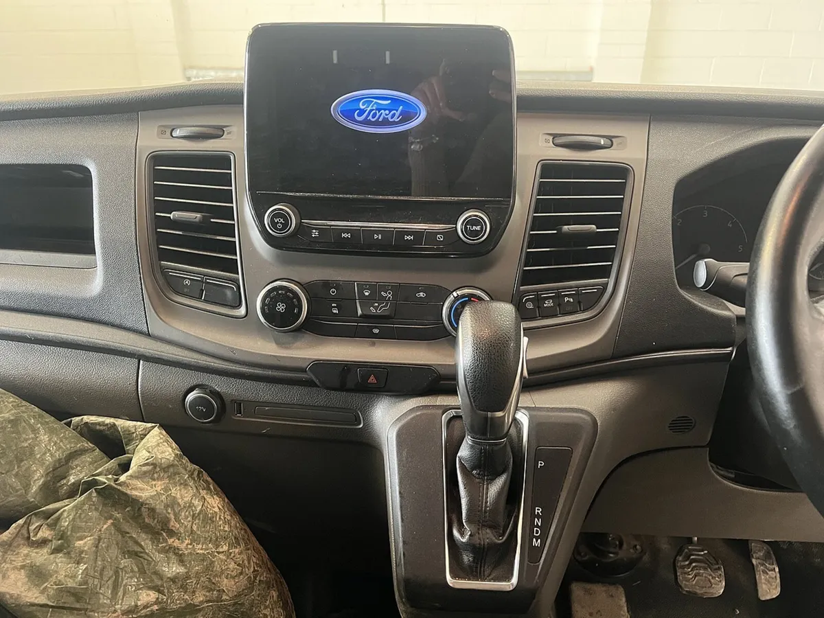 2020 Ford Transit Custom Panel Van - Image 4