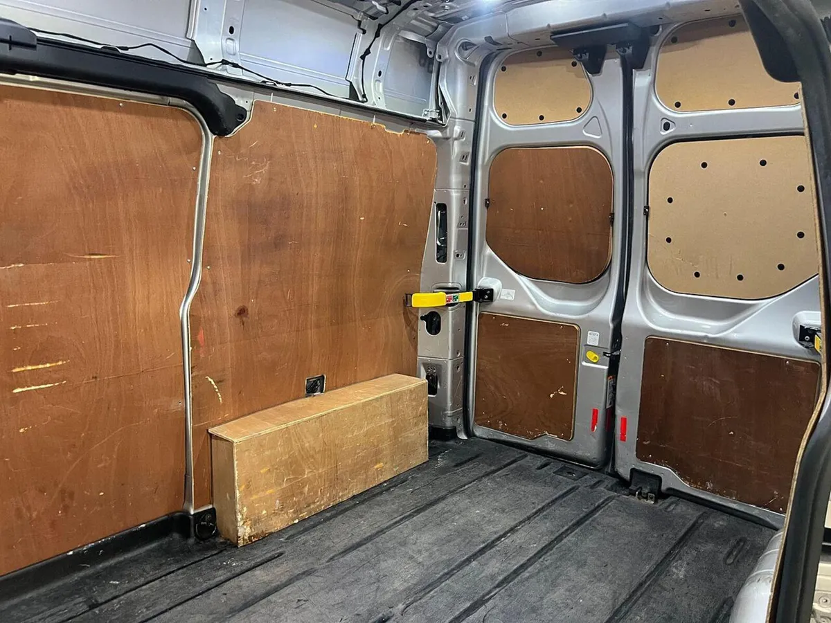 2020 Ford Transit Custom Panel Van - Image 3