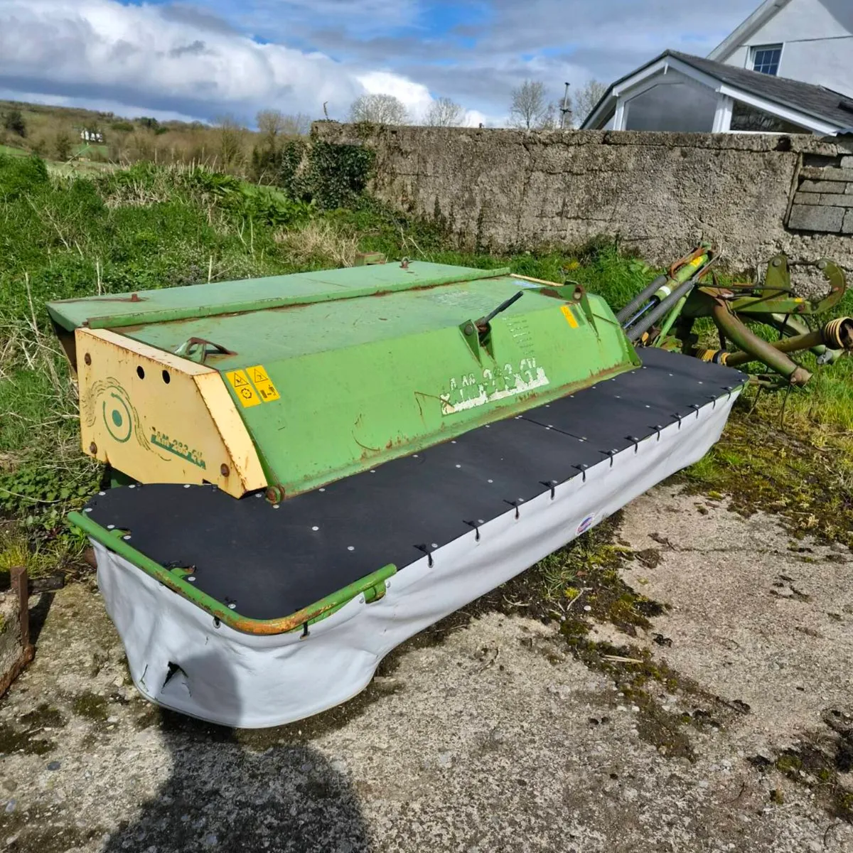 Krone mower with conditioner - Image 2