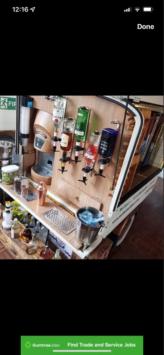 Stunning Piaggio Ape Prosecco Truck - Image 3