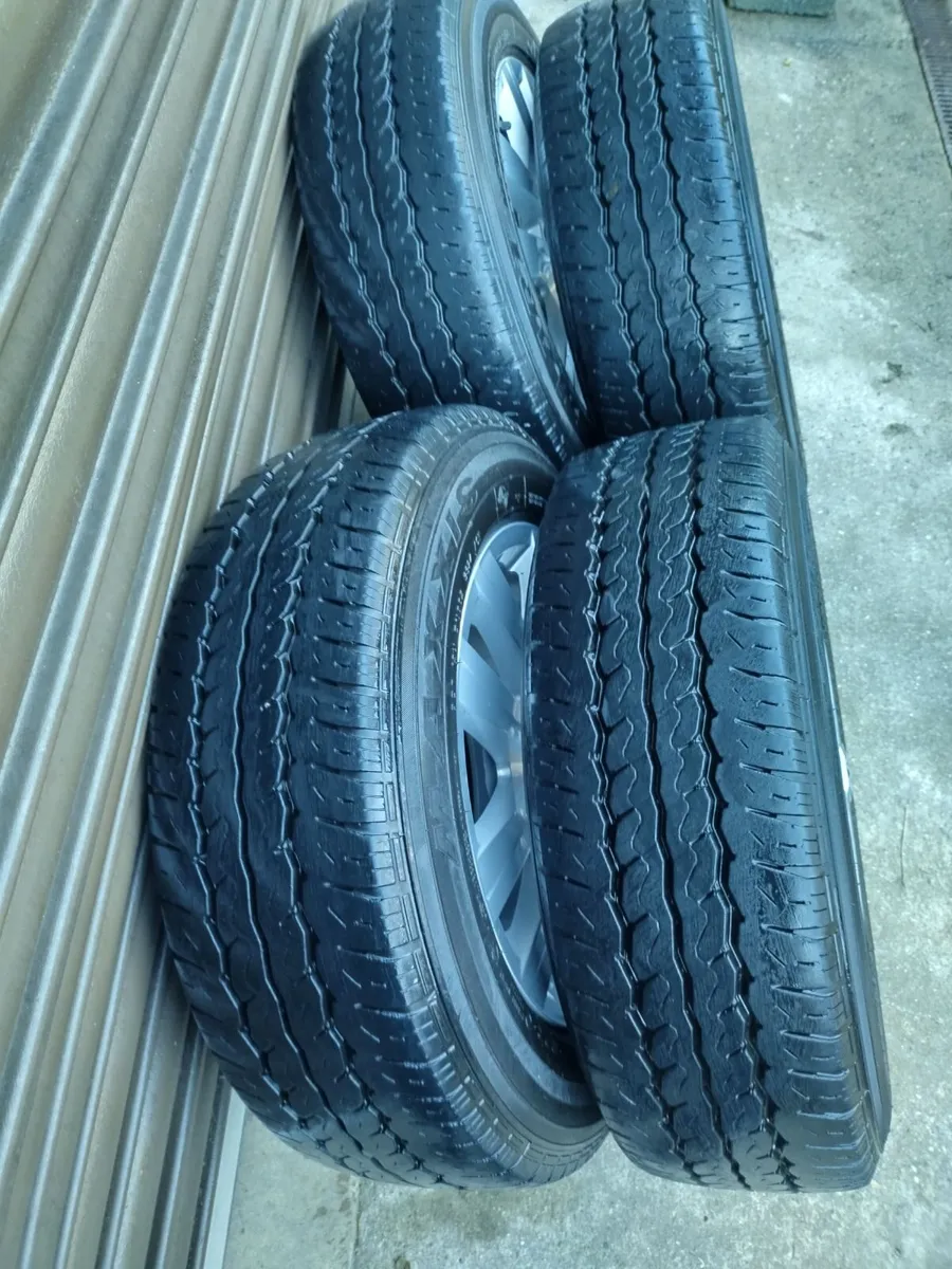 VW T6.1,T6,T5Trans Genuine 16" Alloys - Image 3