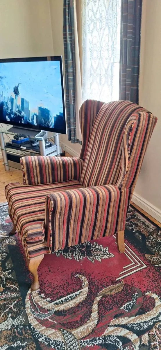 2 Queen Ann Chairs - Image 3