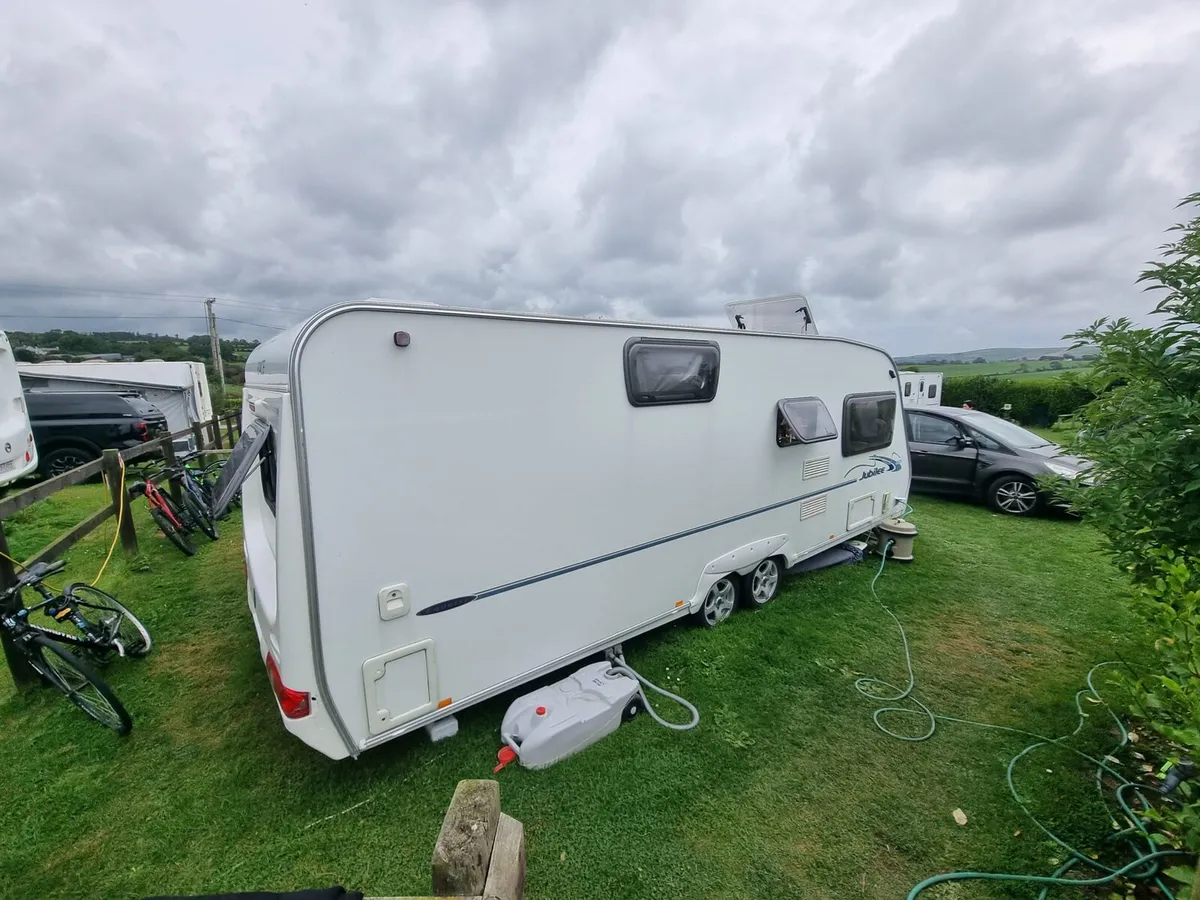 Ace Jubilee Caravan 6/7 Berth – Vango Air Awning + - Image 3