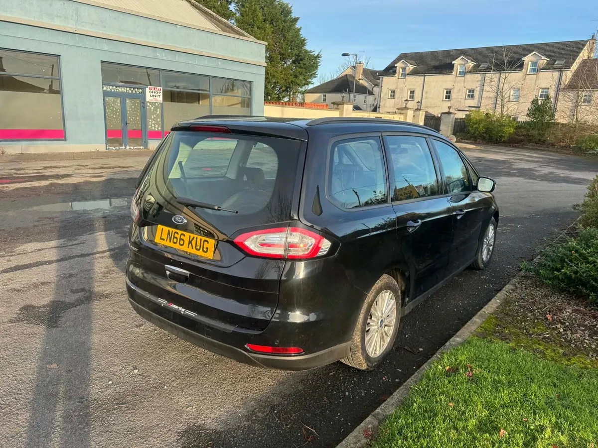 Ford galaxy - Image 3