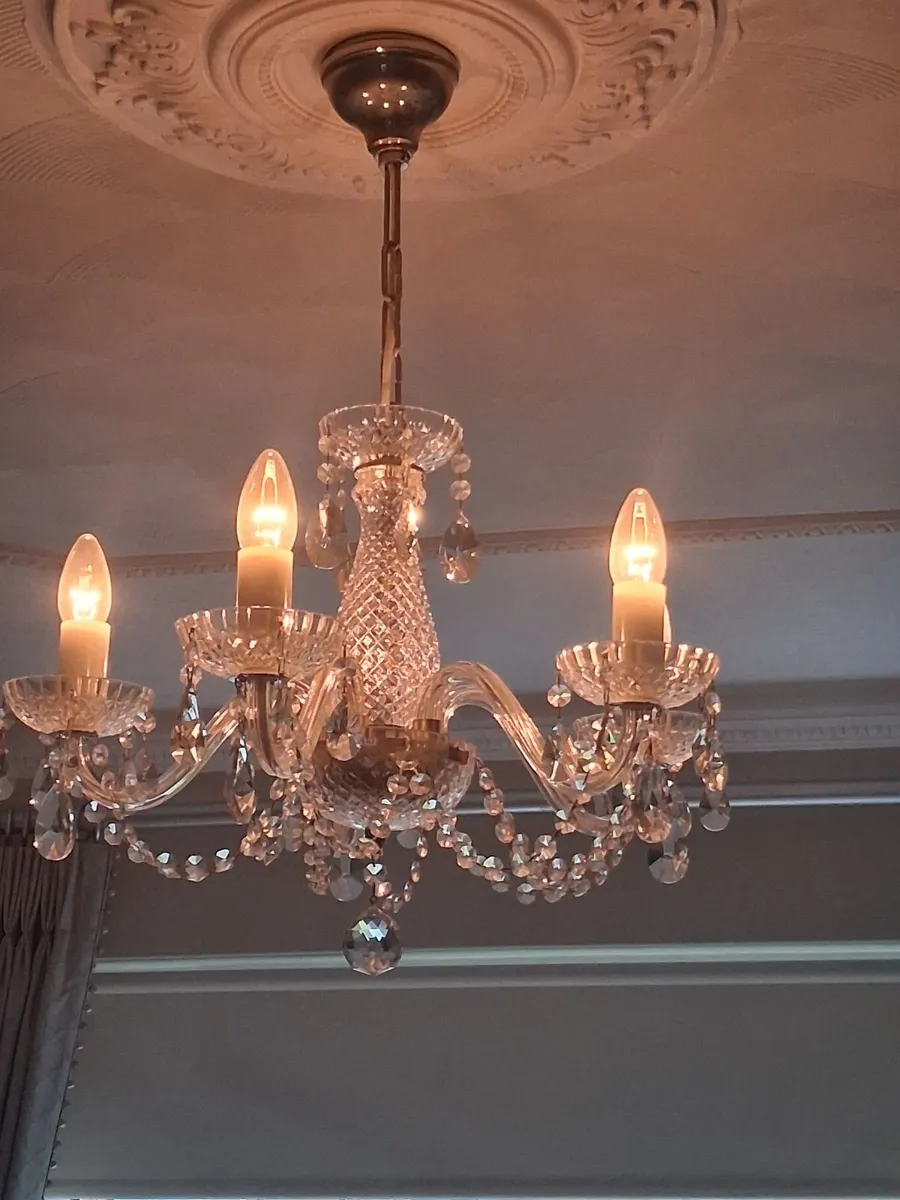 Waterford crystal chandelier - Image 1