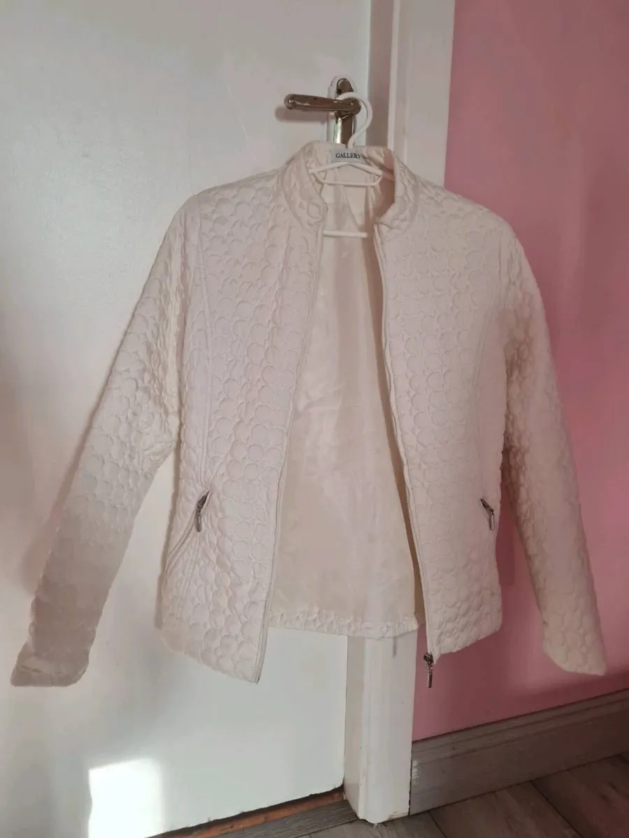 Womans jackets - Image 2