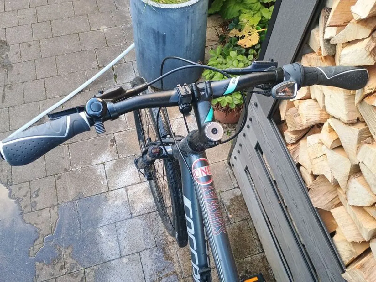 hybrid commuter bike - Image 2