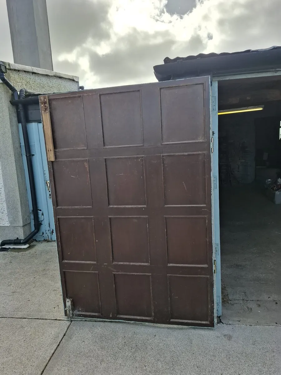 Double doors - Image 3