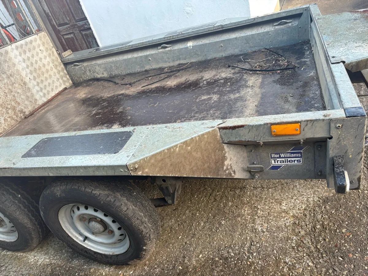 Plant trailer - Image 1