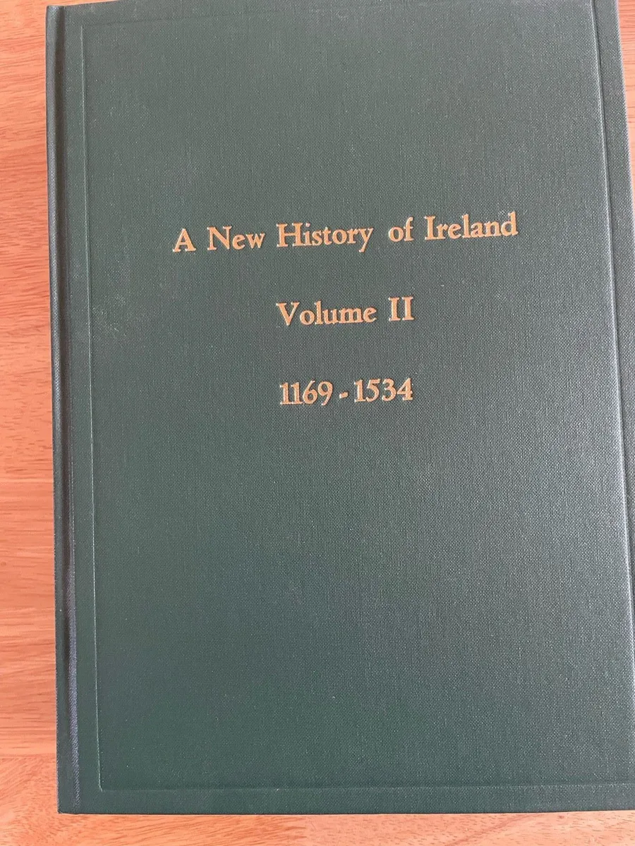 A New History of Ireland Vol 2 - Image 1