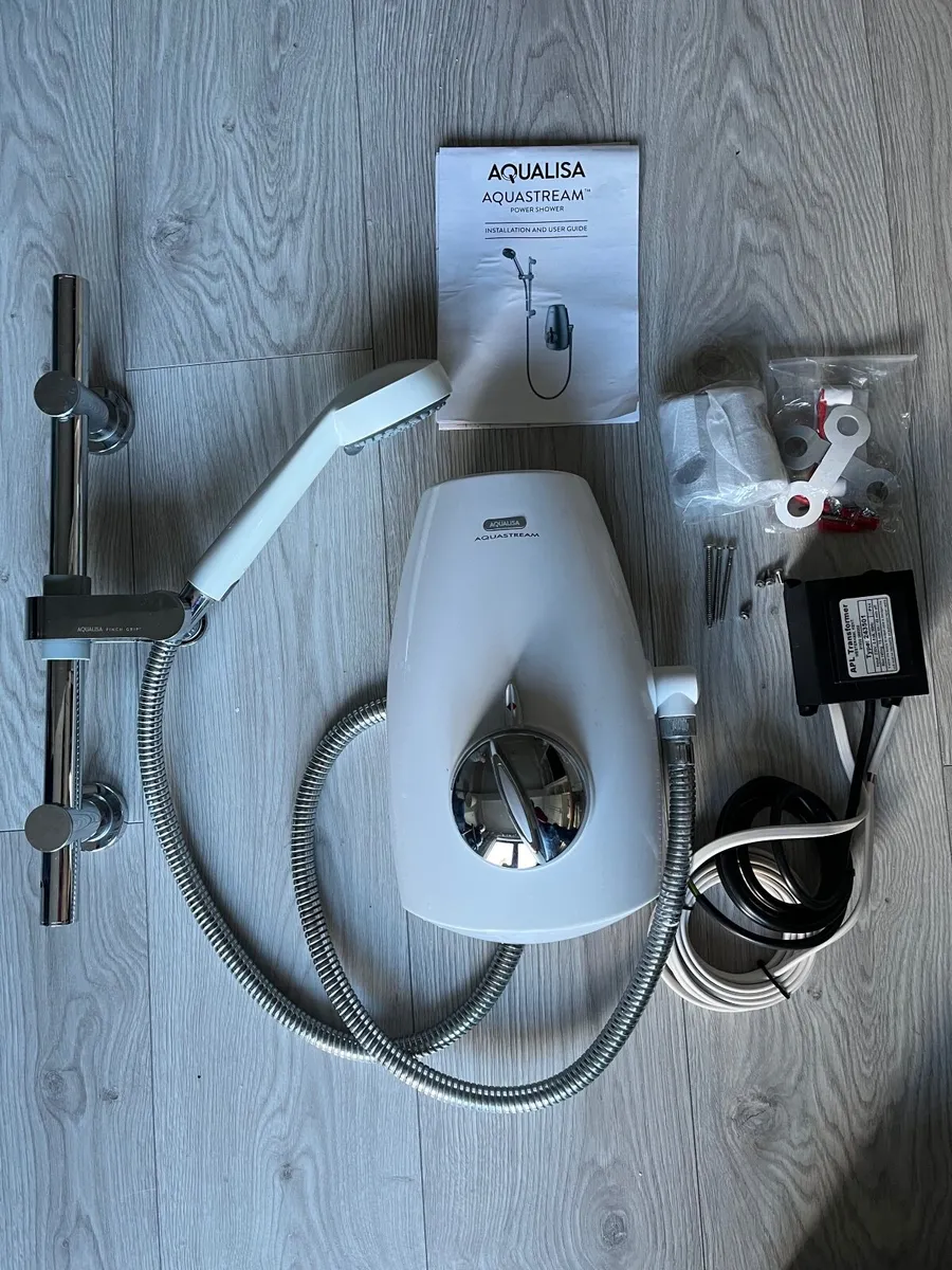 Aqualisa Aquastream Thermo Mixer Powershower - Image 1