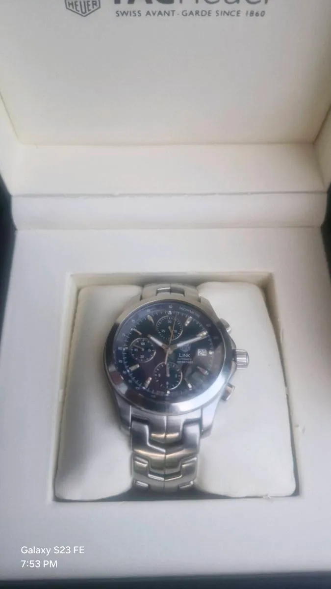 TAG Heuer
CHRONO AUTOMATIC STAINLESS STEEL watch - Image 3