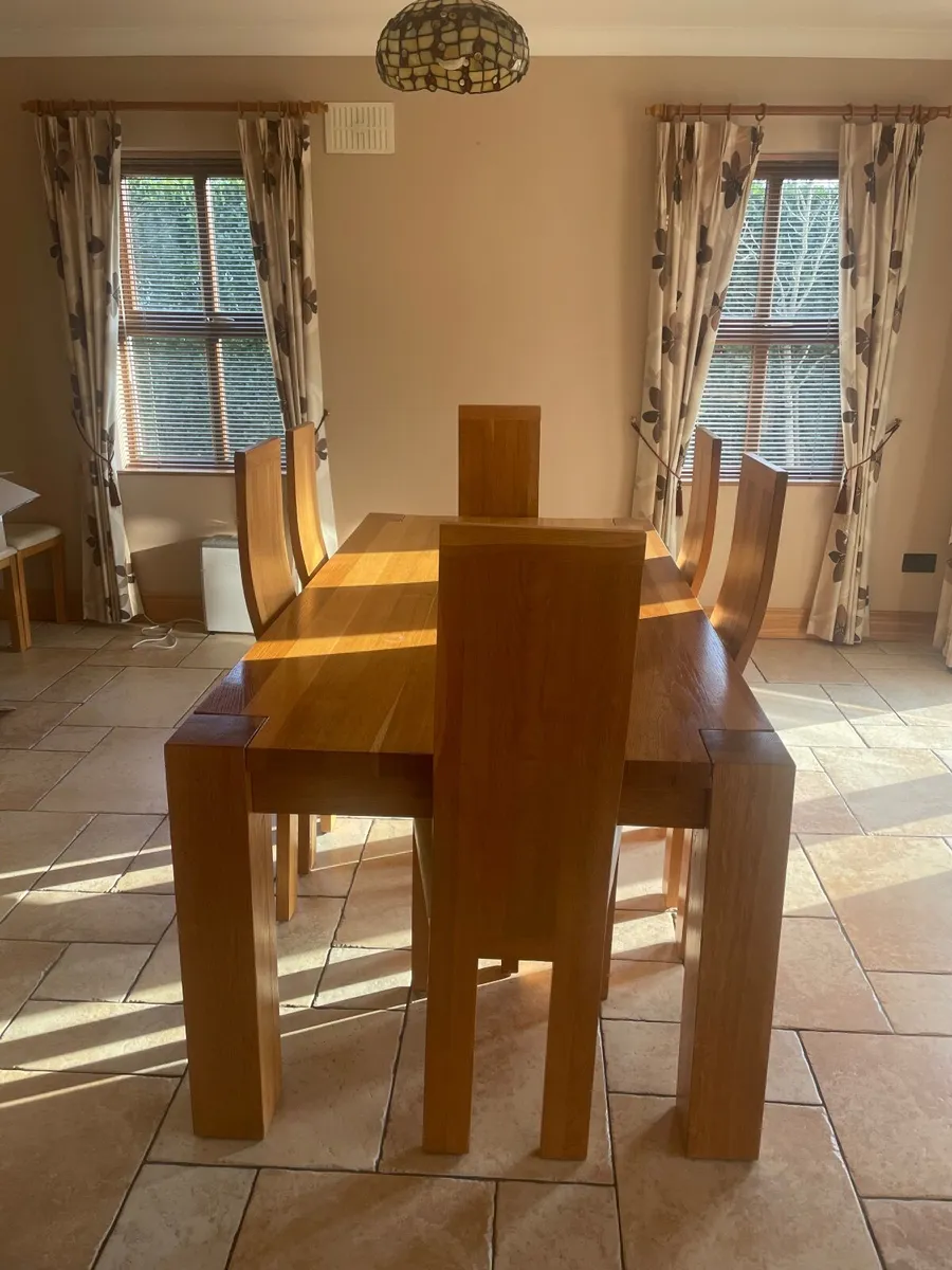 Kitchen table and 8 chairs - Image 3
