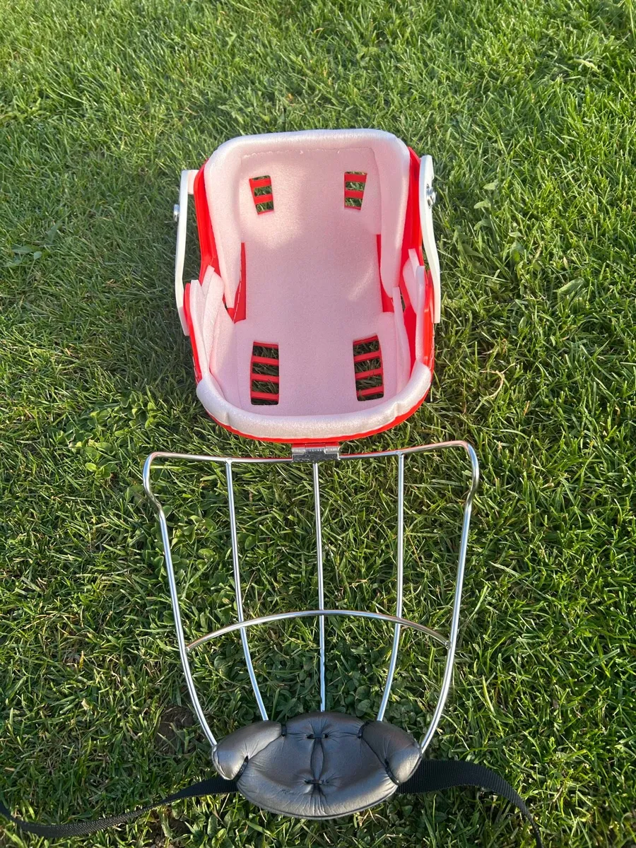 Hurling Helmet/ Hurley - Image 4