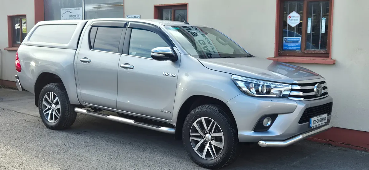 Toyota Hilux 2017 Invincible Manual Price Plus Vat - Image 3