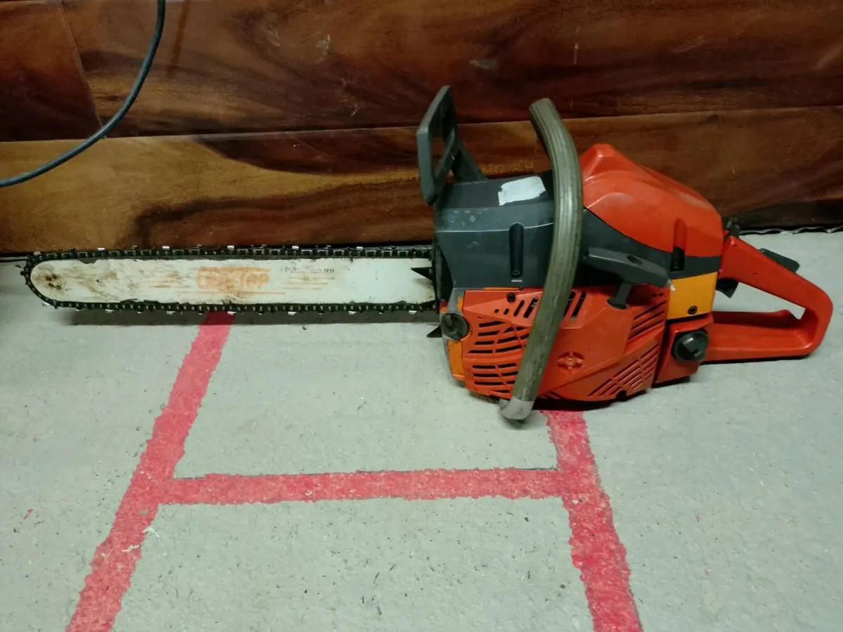Chainsaw - Image 1