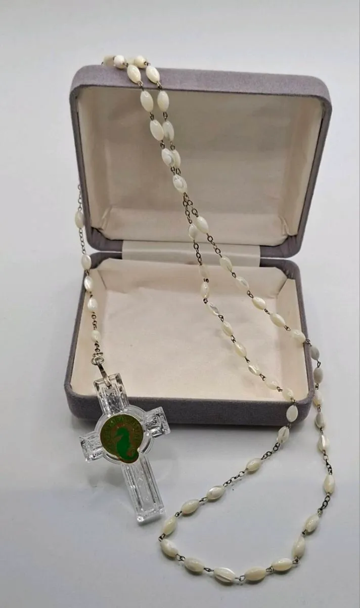 Vintage Waterford crystal rosary beads necklace - Image 3