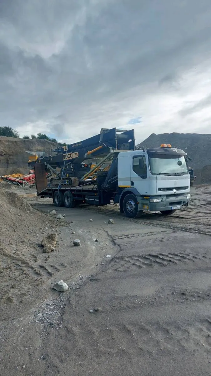 Beavertail crane lorry for sale - Image 3