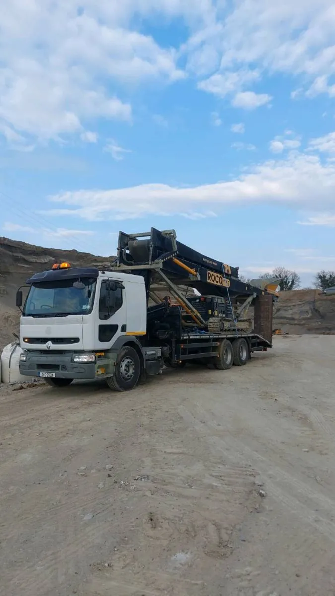 Beavertail crane lorry for sale - Image 1