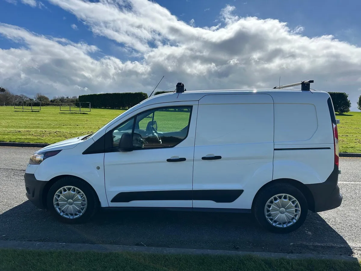 Ford Transit 2016 Cvrt 7/26 - Image 4