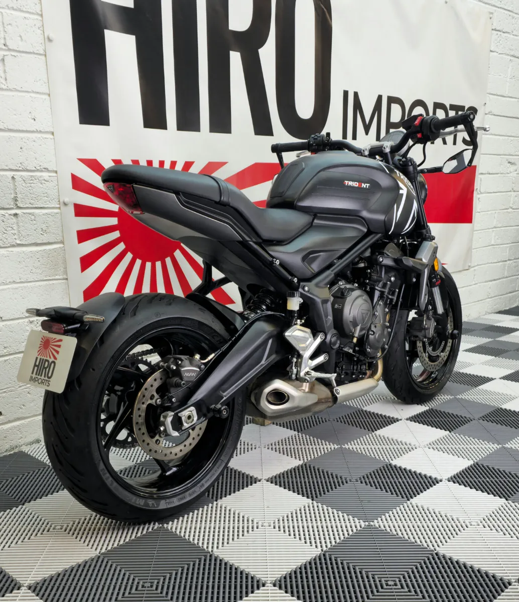 Triumph trident - Image 2