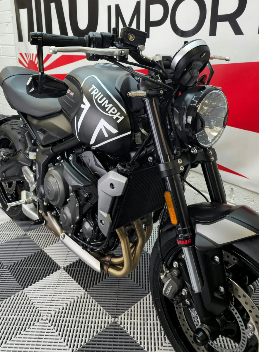 Triumph trident - Image 3