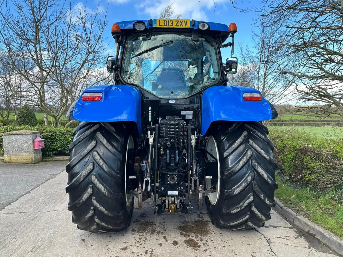 New Holland T7.200 - Image 2
