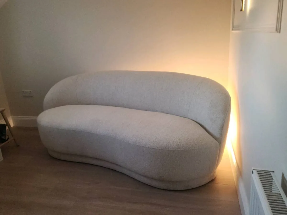 Sofa - Image 4