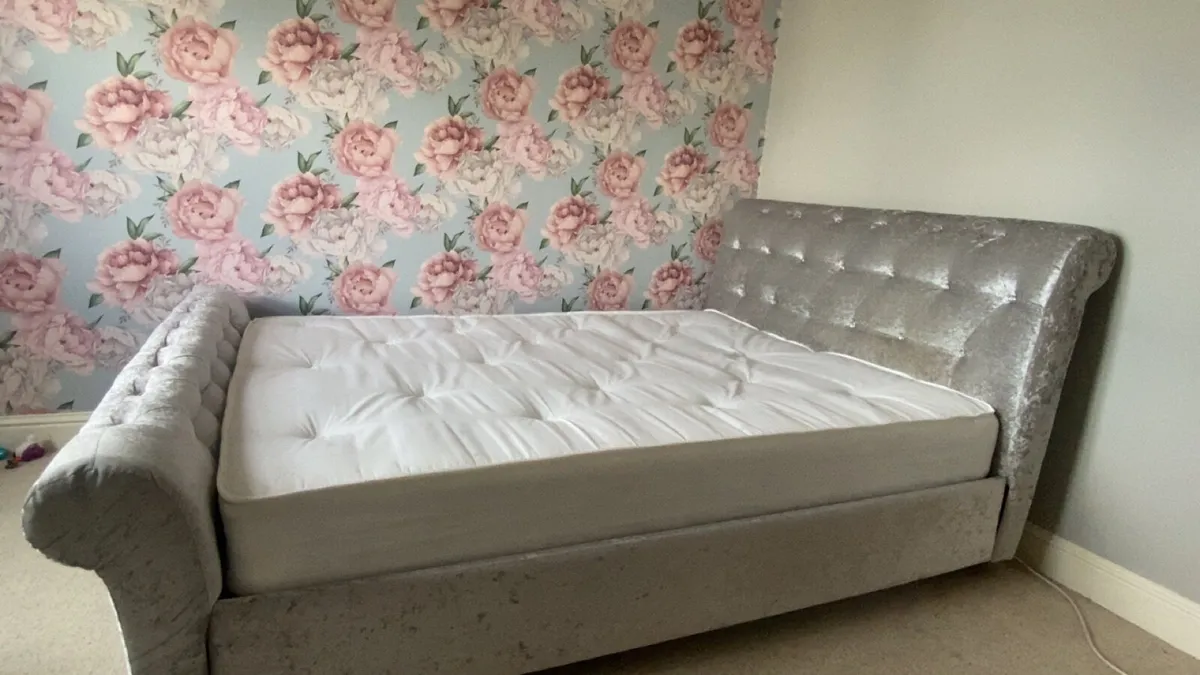 King size Beds - Image 1