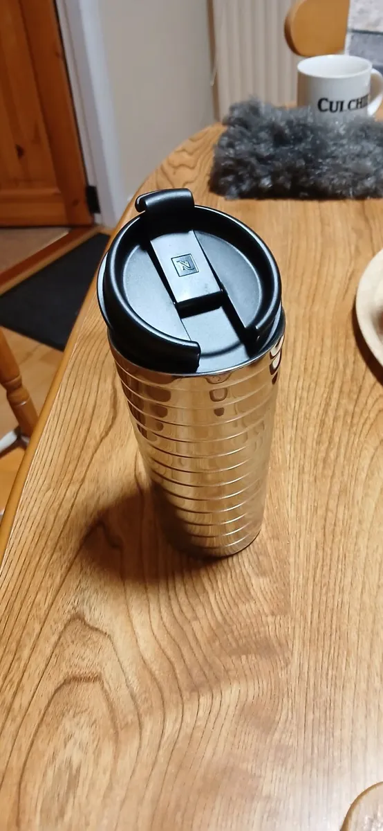Nespresso thermal cup. - Image 1