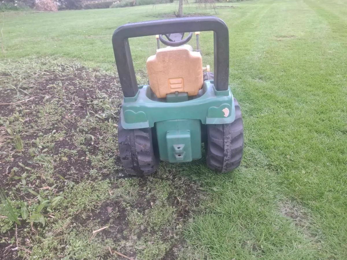 roll on tractor 🚜 - Image 1