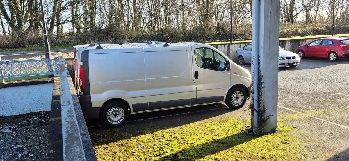 Opel Vivaro 2014 - Image 1