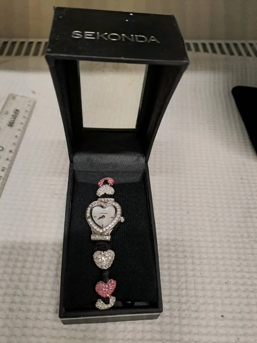 Sekonda Heart Watch - Image 4