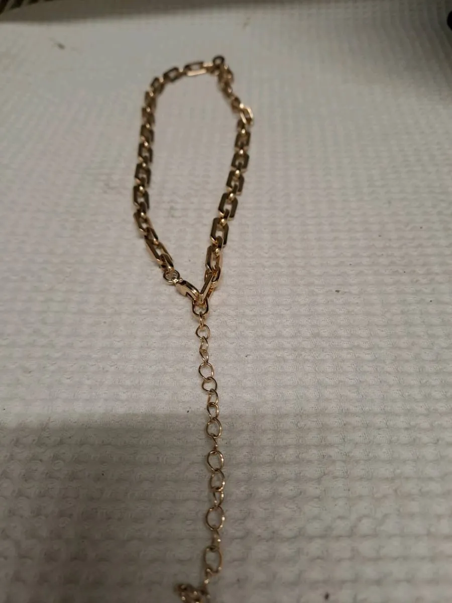 Gold Tone Chain Necklace – Chunky Link Style - Image 4