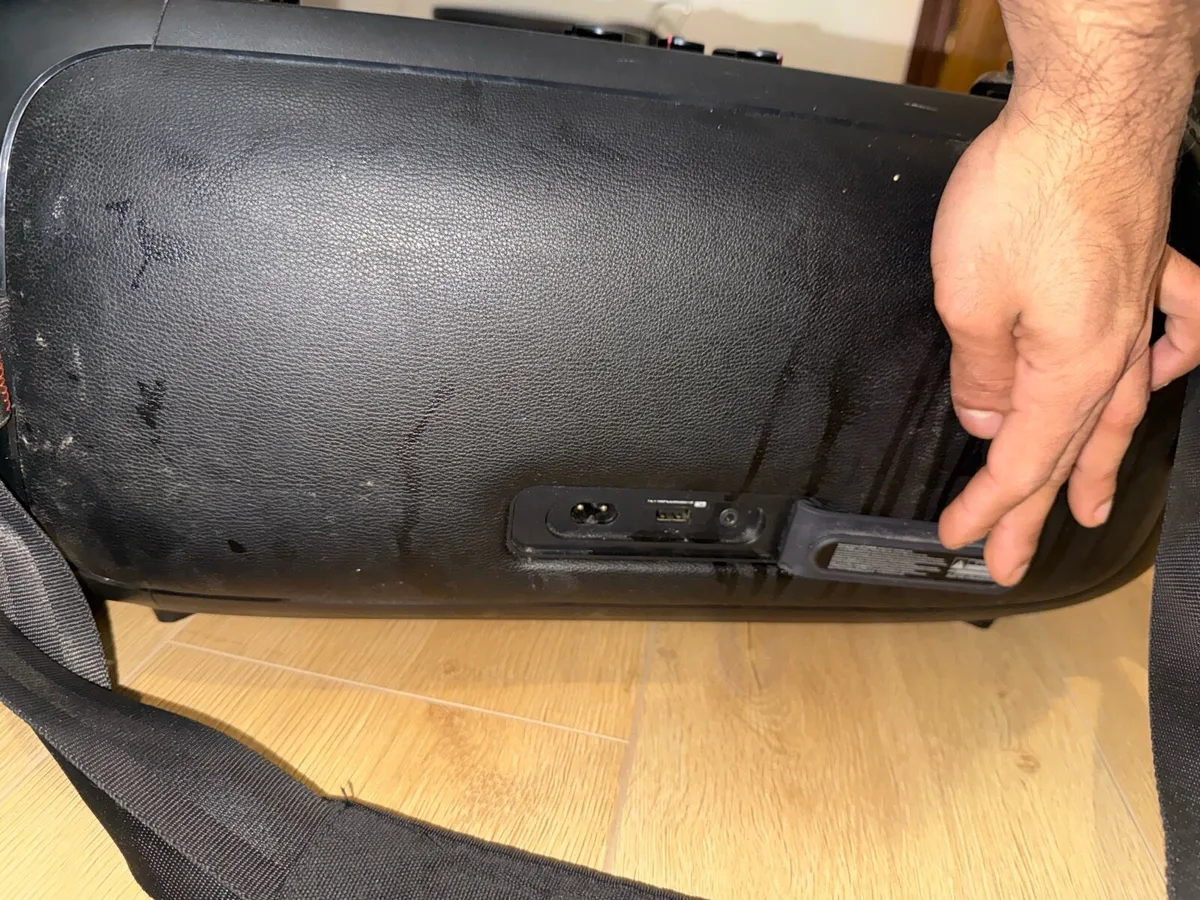 JBL PARTYBOX ON THE GO - Image 3