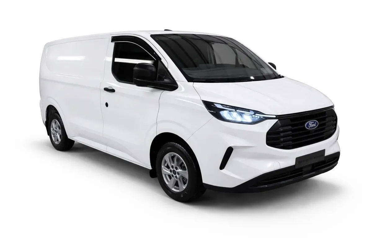 FORD TRANSIT CUSTOM TREND.( NO VAT ) - Image 2